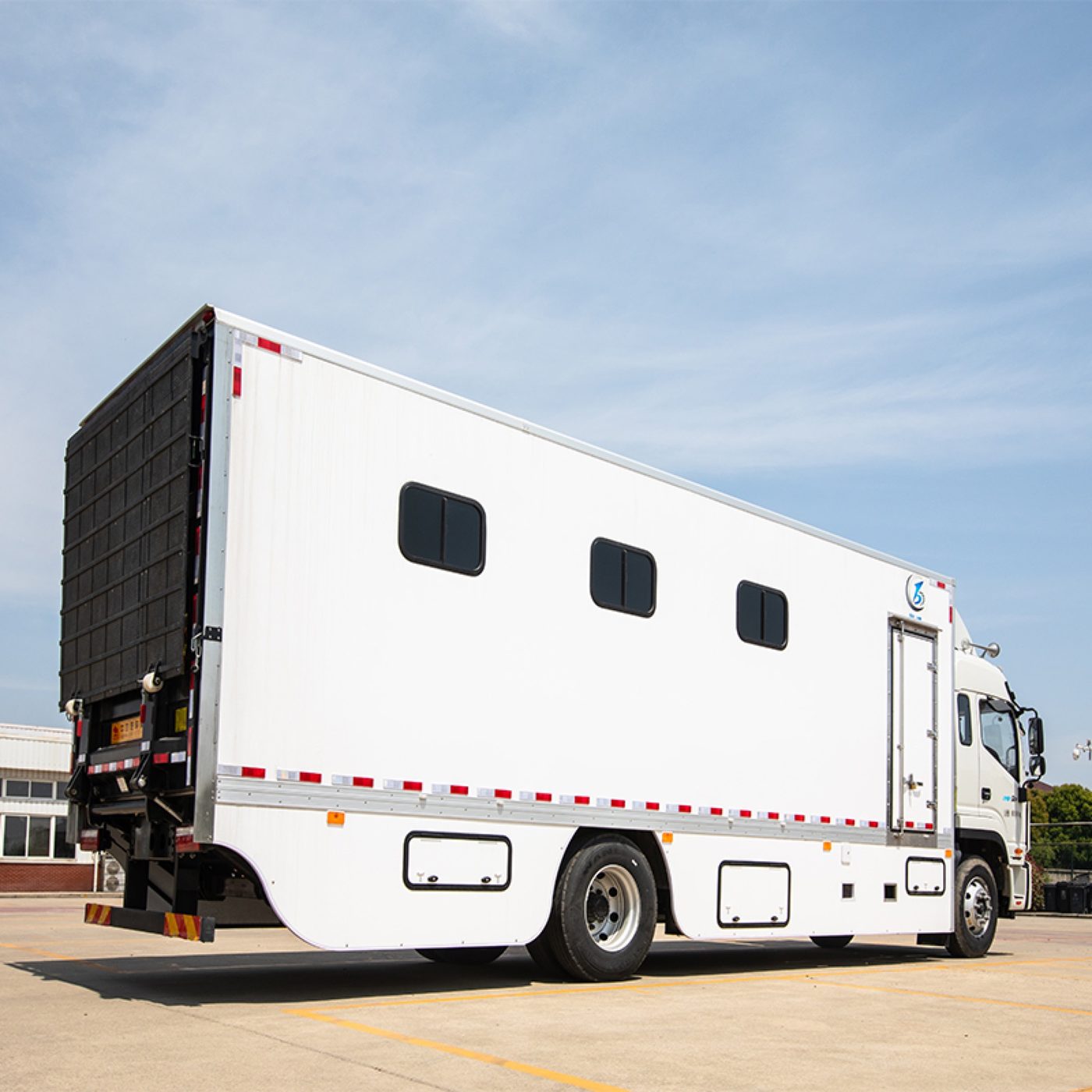 Horse Transporter thumb 3